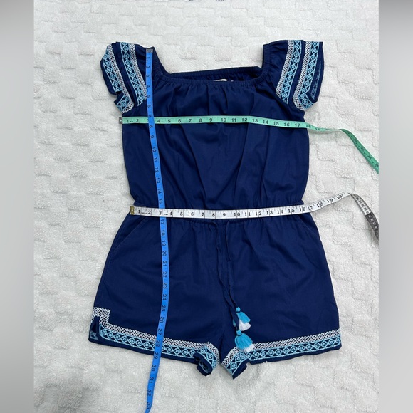Vineyard Vines Women's Embroidered Off The Shoulder
Preppy Adorable Romper - Picture 3 of 7